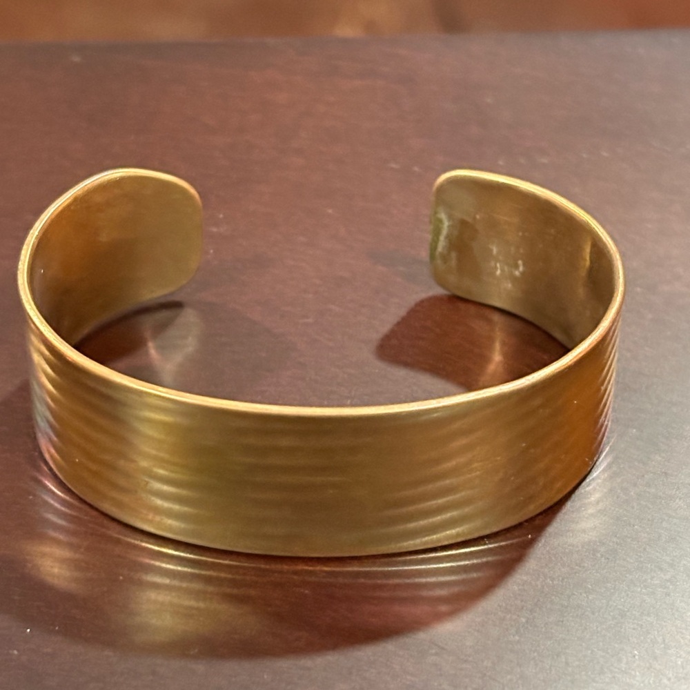 Elegant Gold Cuff Bracelet